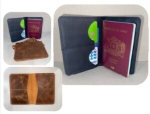 Porta pasaporte retro